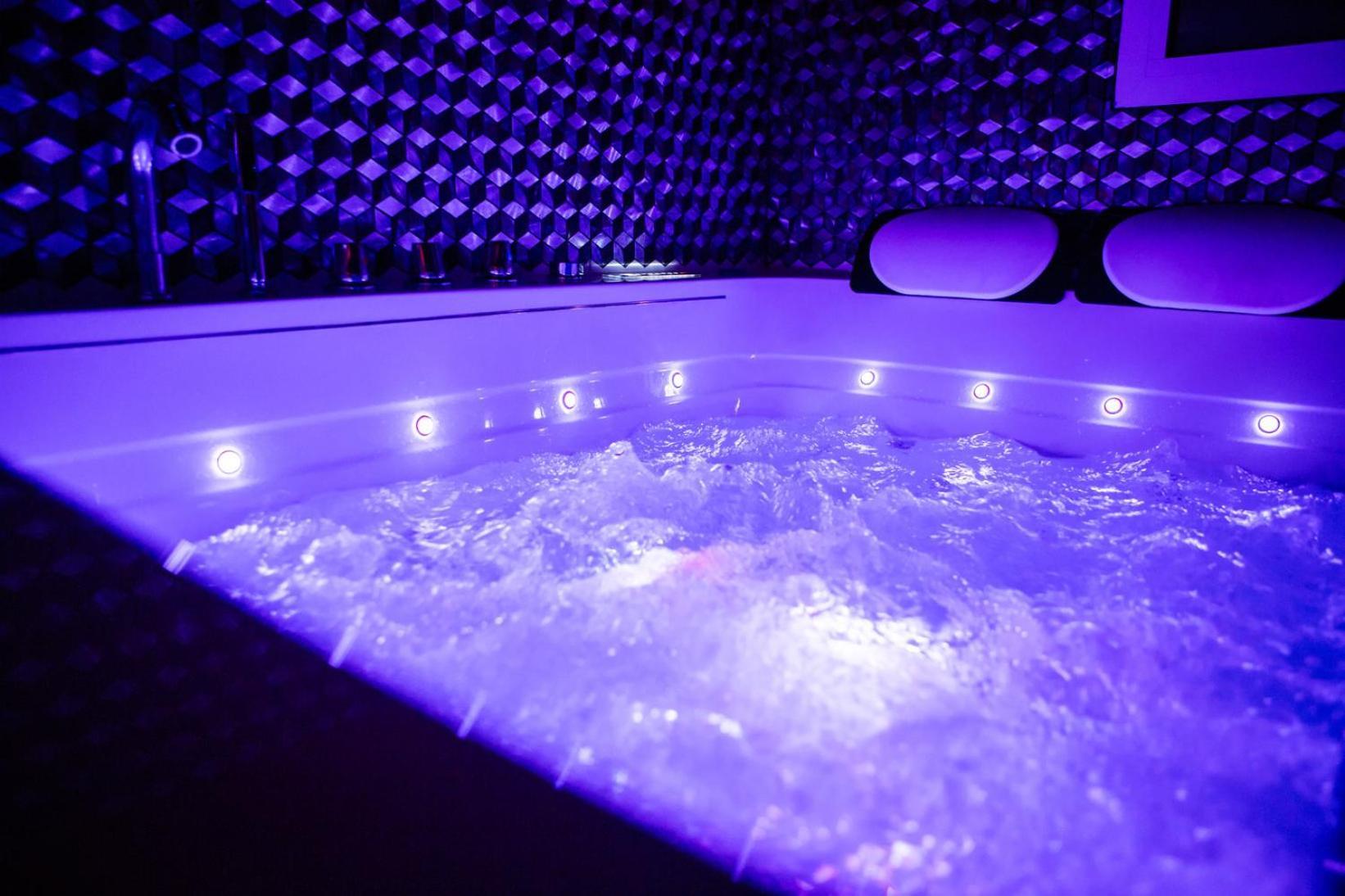Suite Glamour & Spa Dijon Eksteriør billede